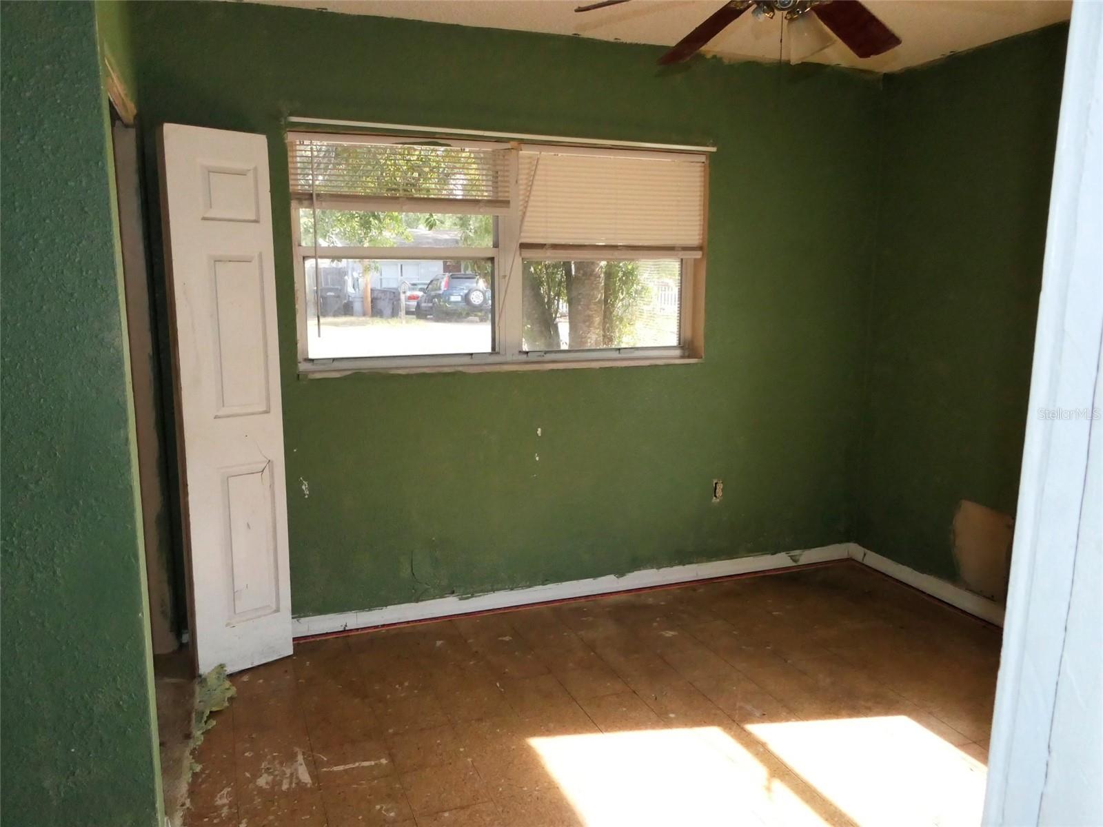 SKYLINE ACRES - Residential