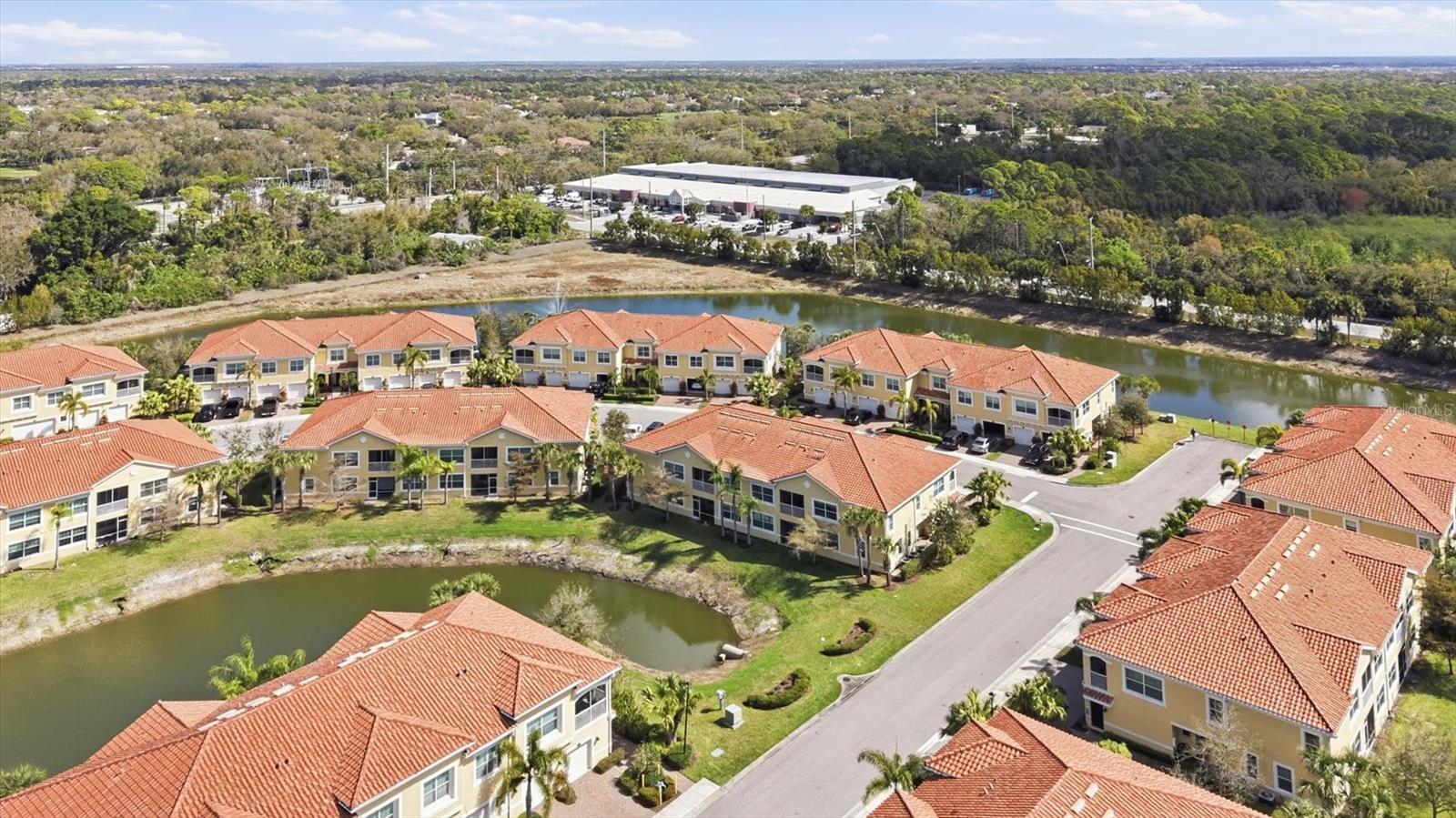 BAY STREET VILLAGE - Residential