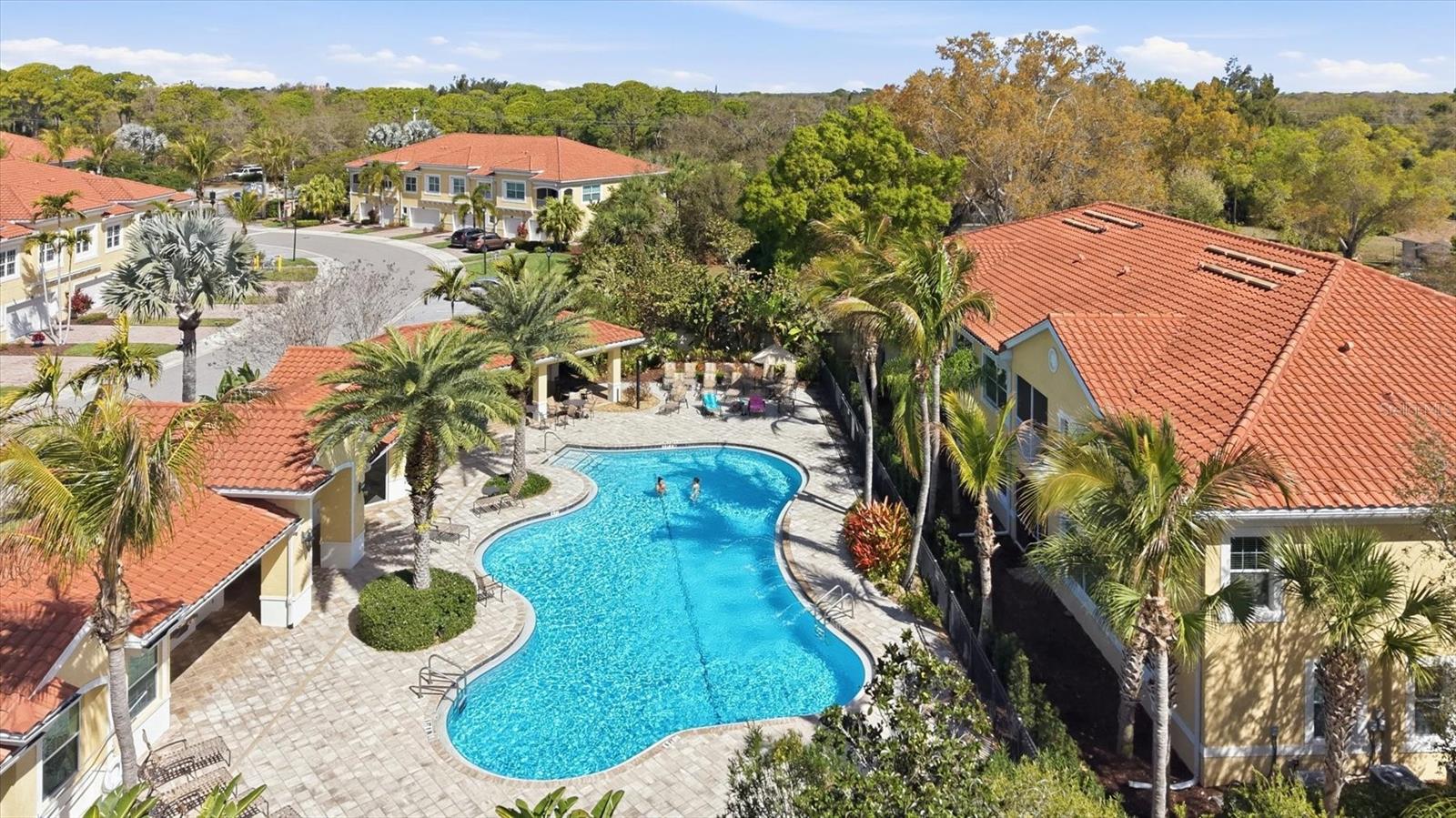 BAY STREET VILLAGE - Residential