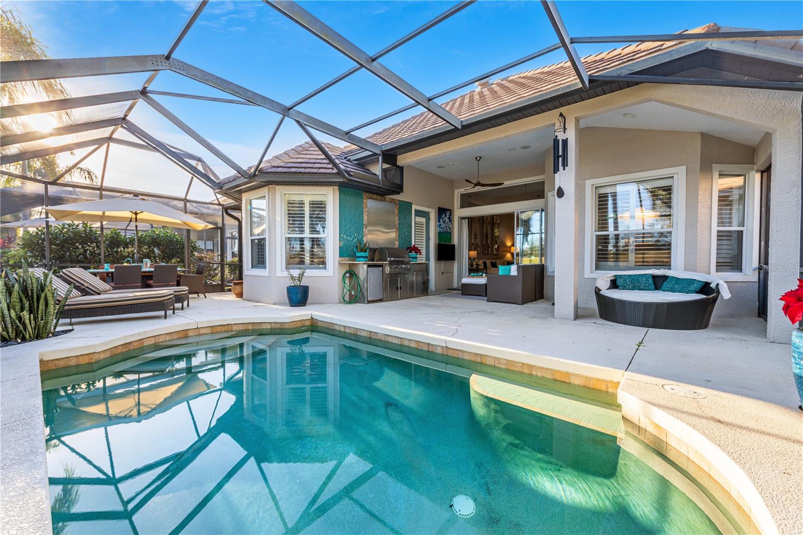 LAKEWOOD RANCH COUNTRY CLUB VILLAGE Q - Residential Lease