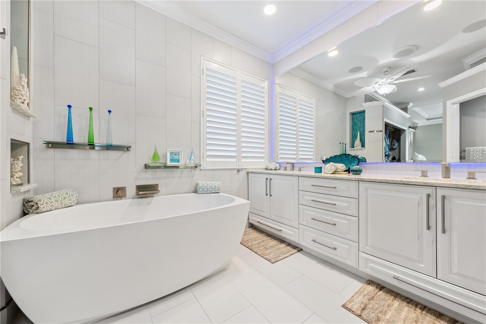 LAKEWOOD RANCH COUNTRY CLUB VILLAGE Q - Residential Lease