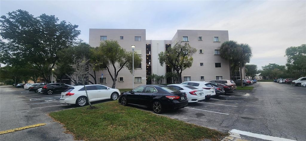 Photo of 8650 SW 133rd Avenue #214, Miami, FL 33183 (MLS # O6370261)