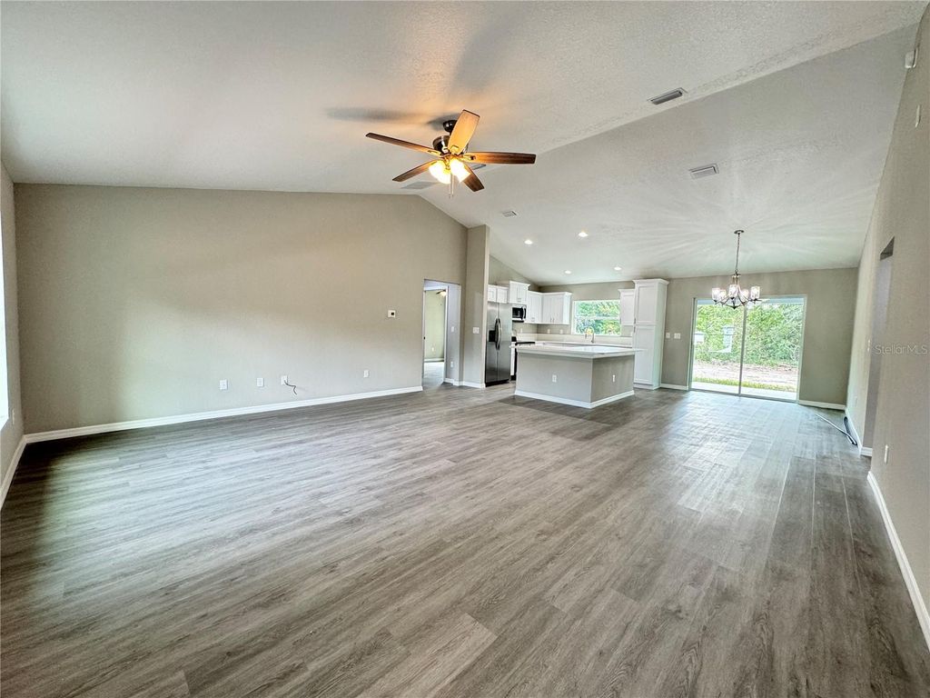 Photo of 35 Bay Place Course, Ocklawaha, FL 32179 (MLS # G5102293)