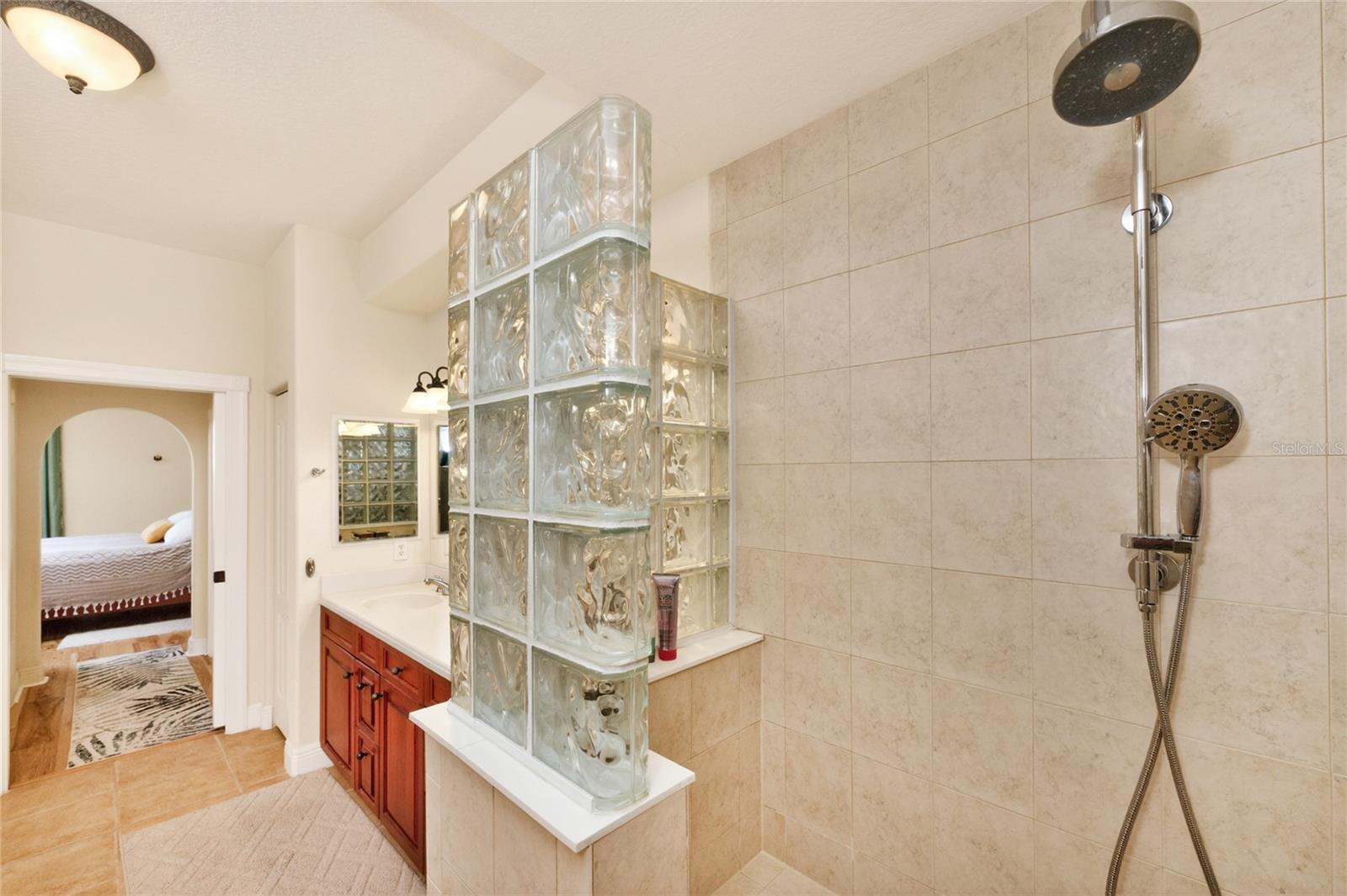 THE WATERFRONT ON VENICE ISLND - Residential