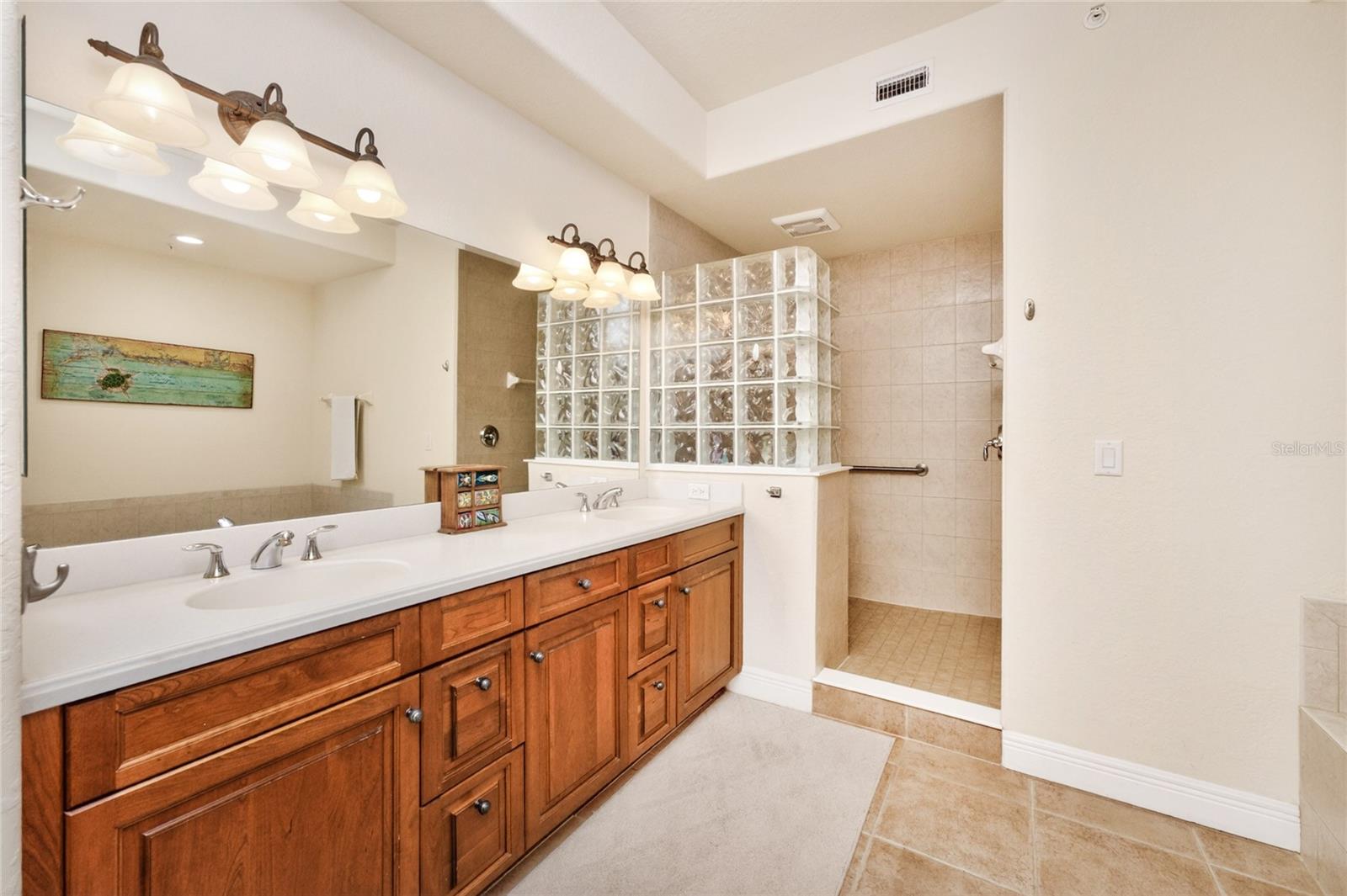 THE WATERFRONT ON VENICE ISLND - Residential