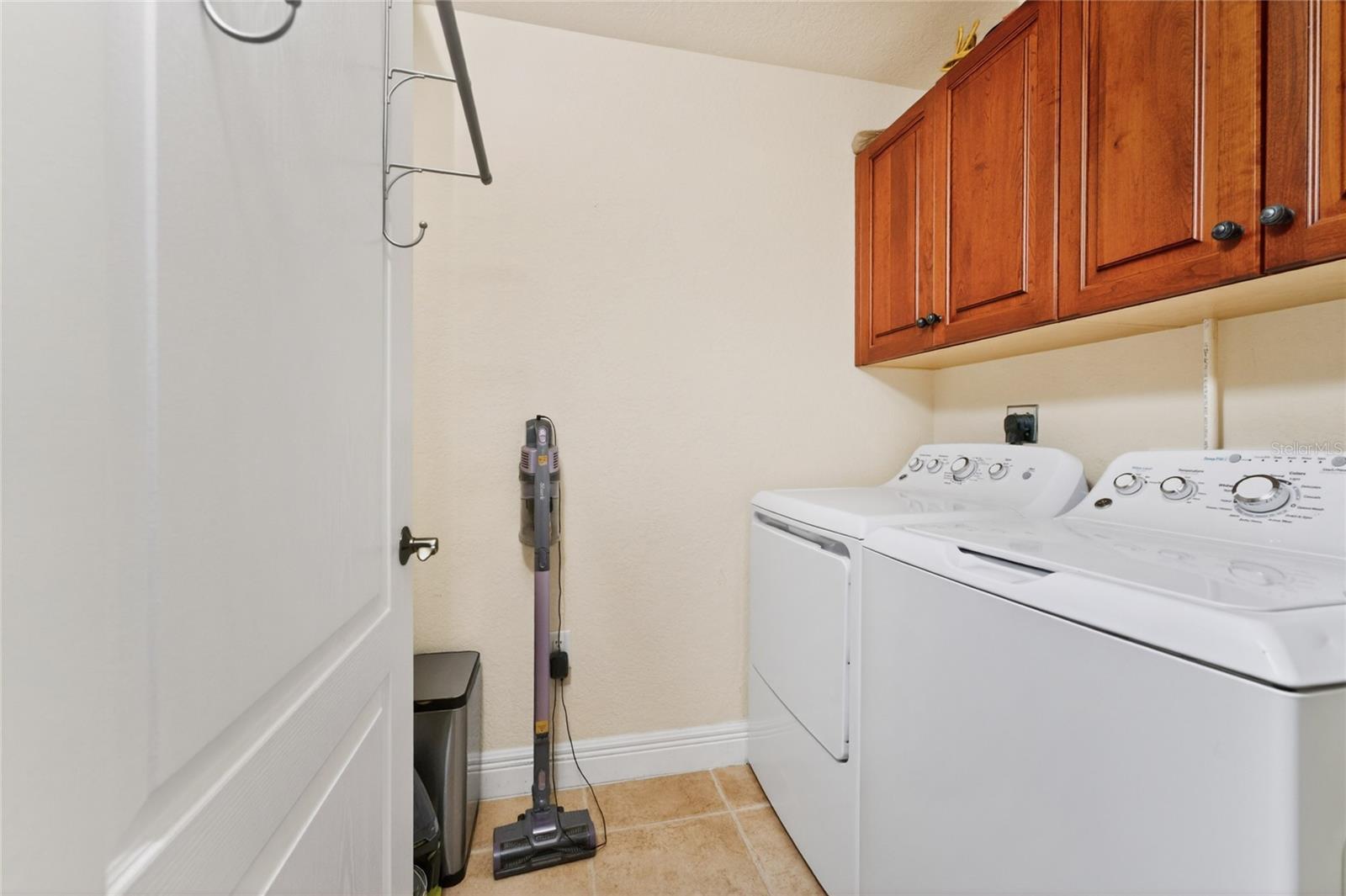 THE WATERFRONT ON VENICE ISLND - Residential