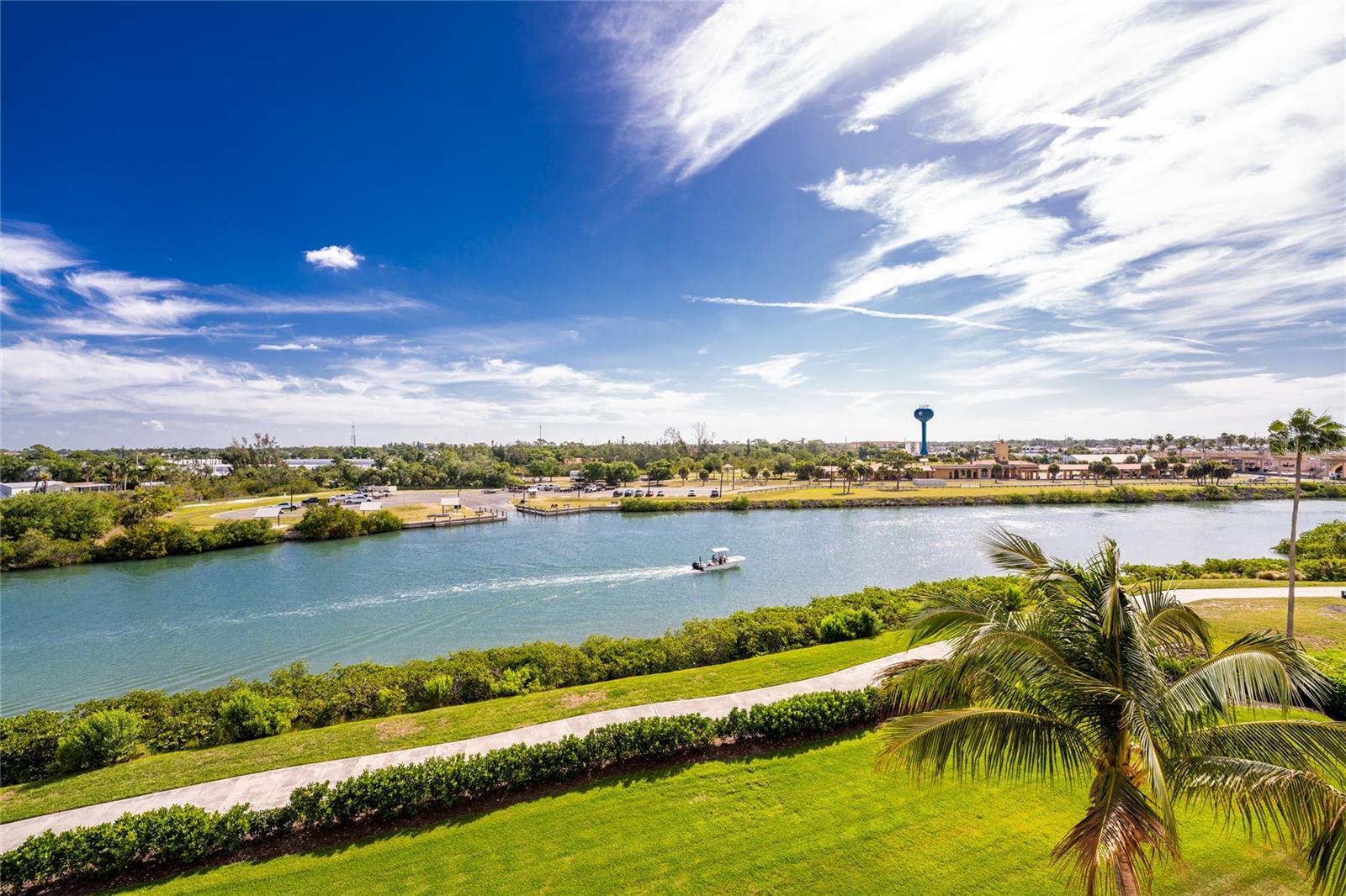 THE WATERFRONT ON VENICE ISLND - Residential