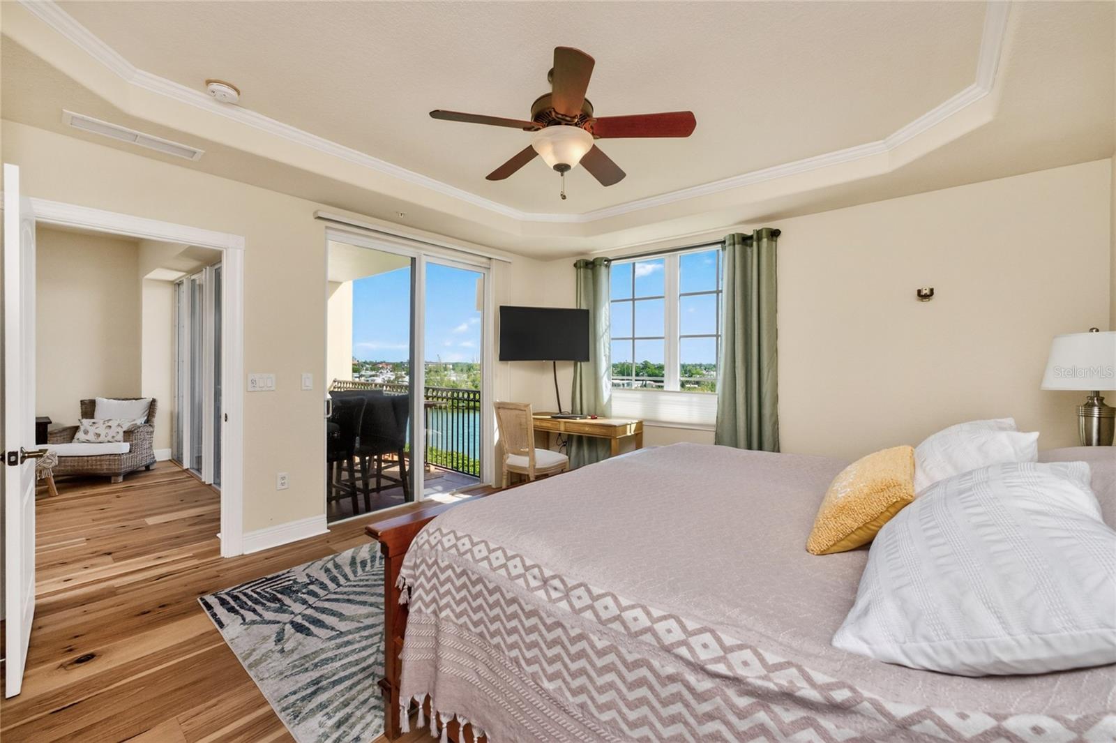 THE WATERFRONT ON VENICE ISLND - Residential