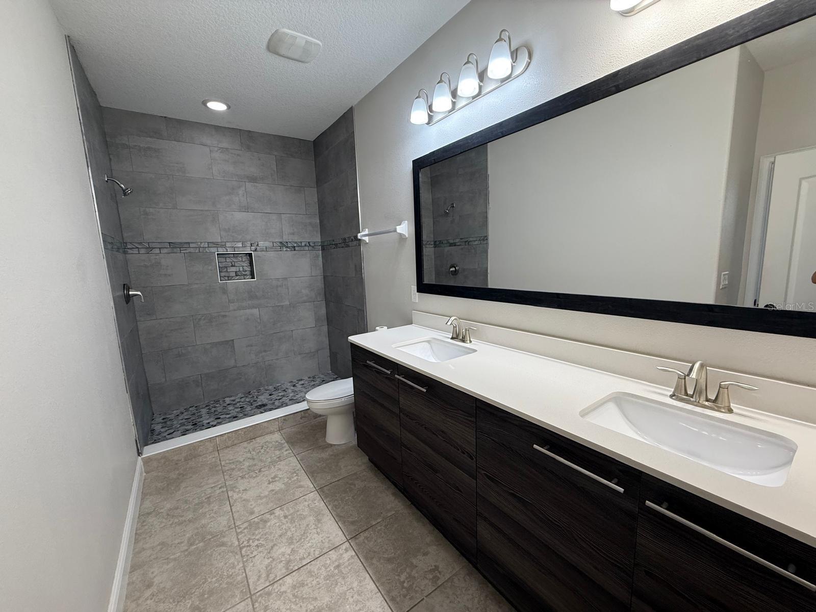 BALMORAL ESTATES - Residential Lease