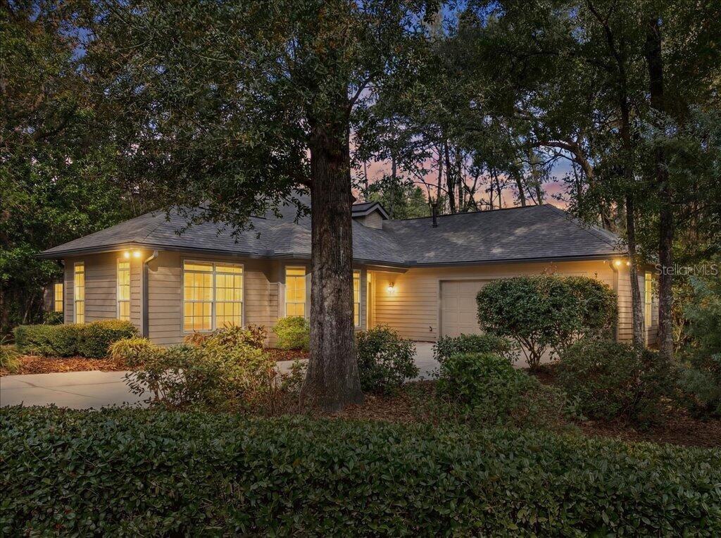 Photo of 4412 SW 101st Drive, Gainesville, FL 32608 (MLS # O6438415)