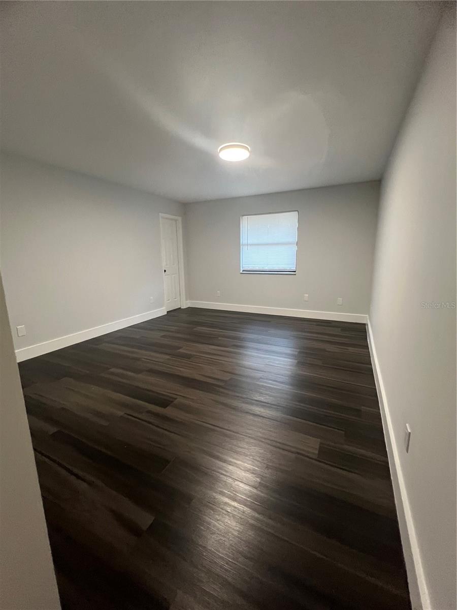 CLUBHOUSE ESTATES - Residential Lease