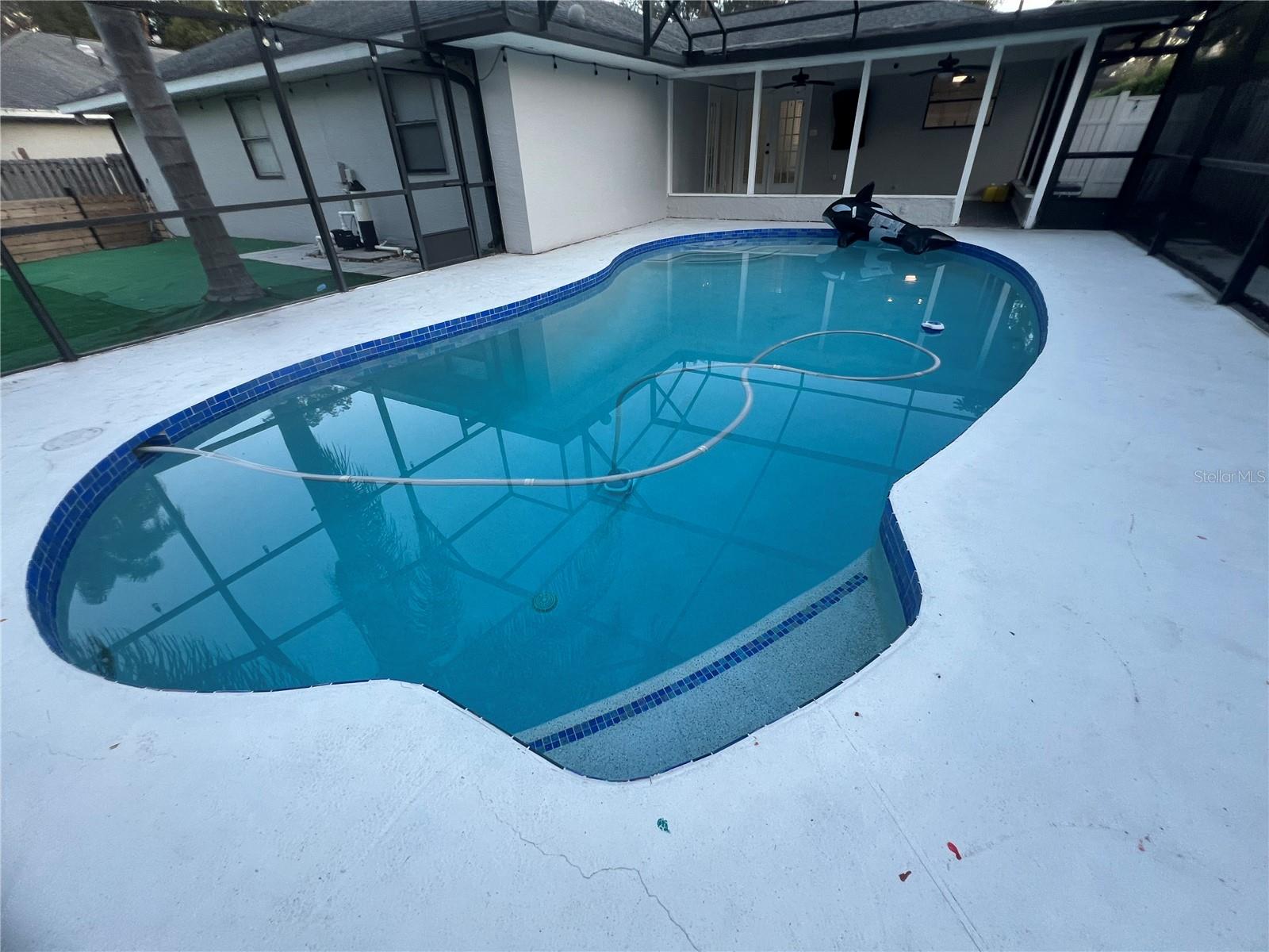 CLUBHOUSE ESTATES - Residential Lease