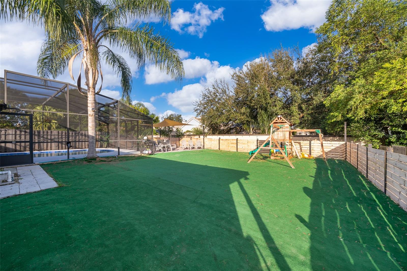 CLUBHOUSE ESTATES - Residential Lease