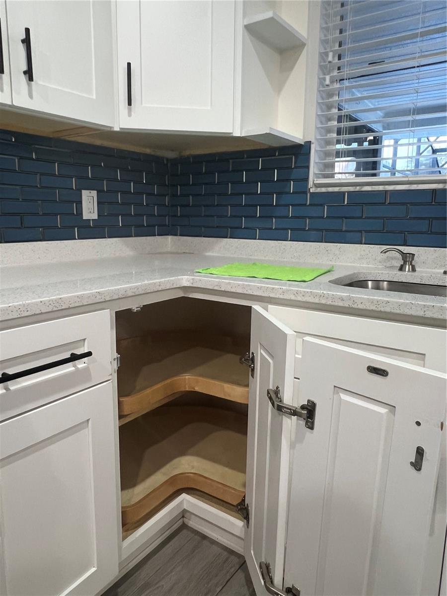 CLUBHOUSE ESTATES - Residential Lease