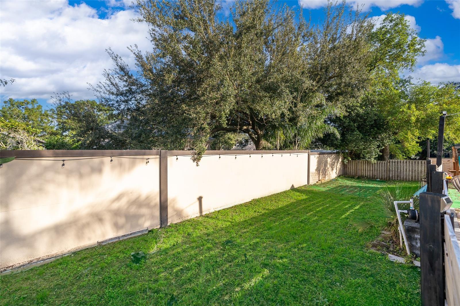 CLUBHOUSE ESTATES - Residential Lease