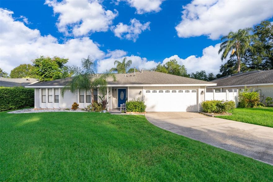 *** Just in time for Christmas!!!...New A/C...New Light Fixtures, Big OUTDOOR DECK for entertainig with AMAZING SUNSETS...DONT WAIT ! ... Welcome to your next home in the HEART OF Dr. PHILLIPS, Orlando! .... Amazing schools.
This recently remodeled single-family POOL homeoffers a perfect blend of MODERN DESIGN and PRACTICAL living, making it an ideal choice for everyone. Featuring 4 BEDROOMS and a versatile DEN converted into a 5TH BEDROOM, this home provides ample space for your family's growth and needs. The den can easily function as an OFFICE, catering to your WORK-FROM-HOME requirements. The property is located in a cul de sac just a steps away from the DR PHILLIPS YMCA, nestled in an A school district, ensuring access to top-notch education. Enjoy the convenience of being close to Restaurant Row, where you can savor a variety of dining options, along with shopping, entertainment, and easy access to major highways. Step outside to discover a FULLY FENCED backyard, a true paradise. The backyard features a perfect TURF PLAYGROUND, guaranteeing hours of outdoor FUN, while a RELAXING and ENTERTAINING outdoor terrace awaits for you. Also, the beautifully resurfaced pool, adorned with shiny gravel, providing a refreshing oasis for family gatherings or quiet afternoons. SMART features. Don't miss out on this incredible opportunity to rent a modern, family-friendly home in one of Orlando's most sought-after neighborhoods. Schedule your viewing today and experience the lifestyle that awaits you at 7118 Caloosa Ct!