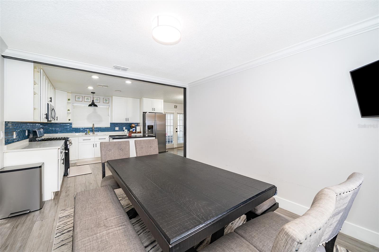 CLUBHOUSE ESTATES - Residential Lease