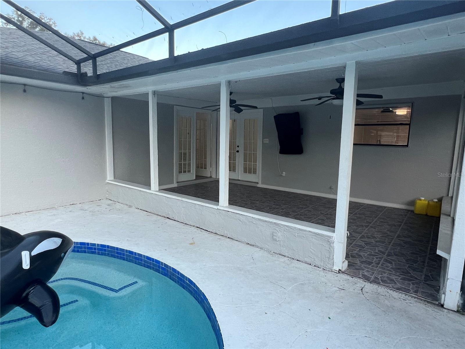 CLUBHOUSE ESTATES - Residential Lease