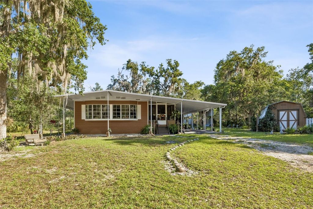Photo of 110 Plumosa Drive, Georgetown, FL 32139 (MLS # GC541577)