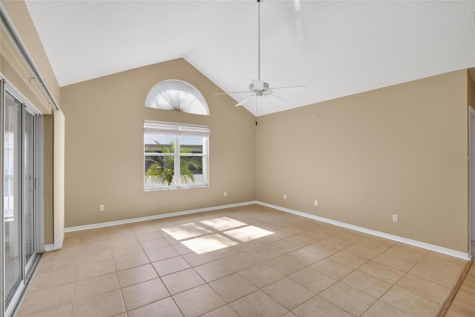 FAIRWAY PALMS A CONDO - Residential