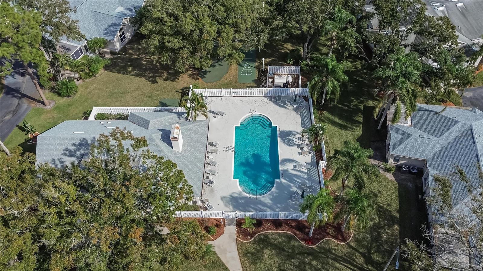 FAIRWAY PALMS A CONDO - Residential