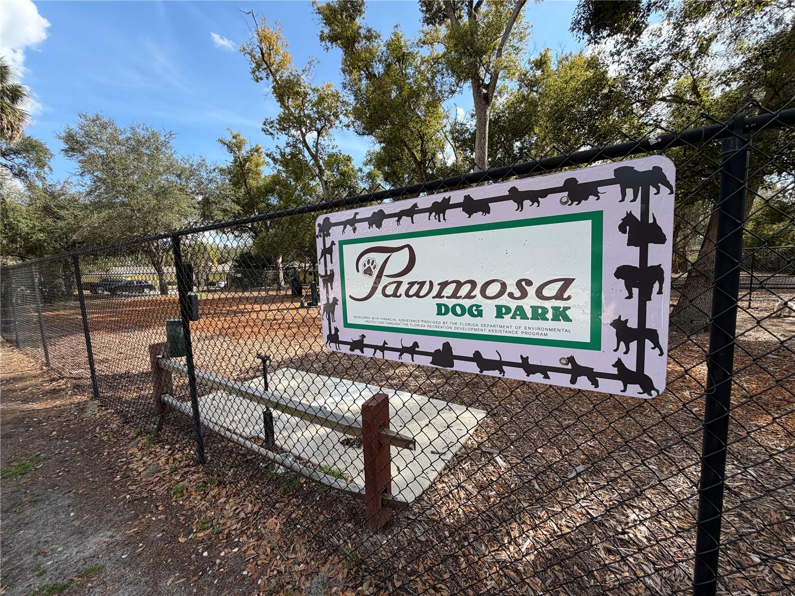 COLONIAL POINT - Residential