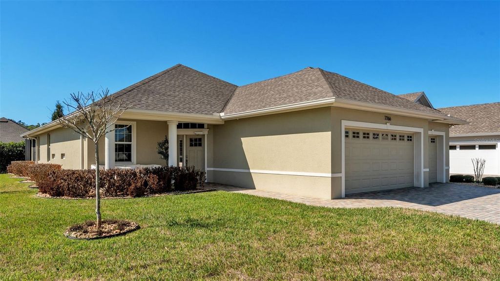 Photo of 7766 Lake James Boulevard, Lakeland, FL 33810 (MLS # L4959907)
