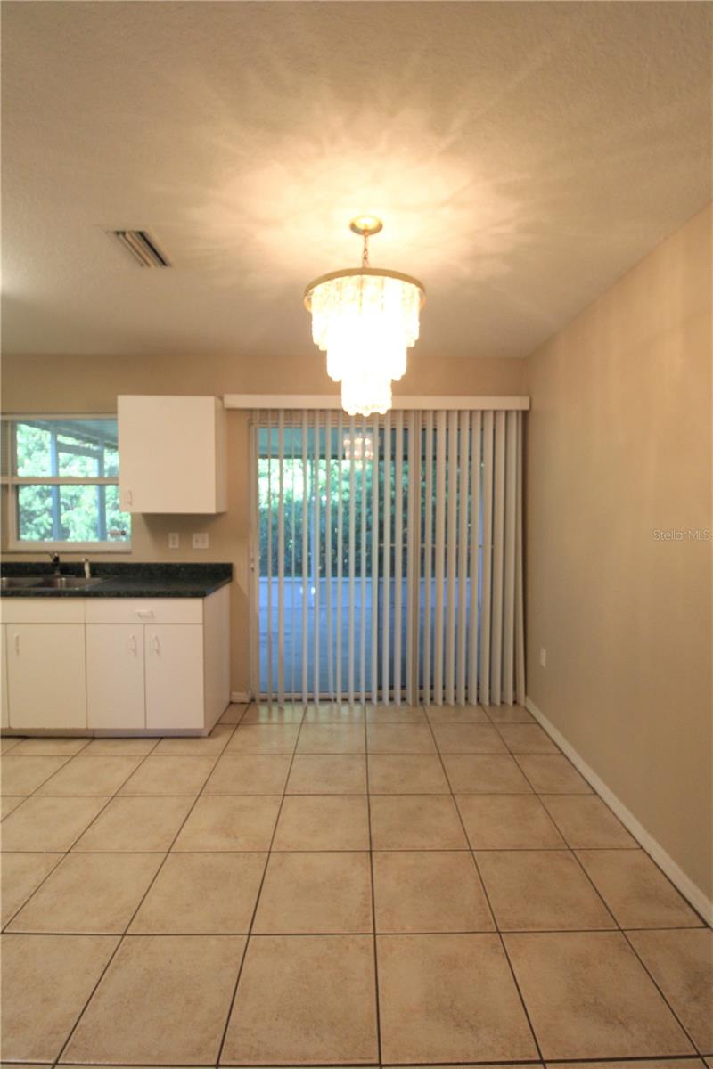 NORTH ORANGE ESTATES - Residential Lease