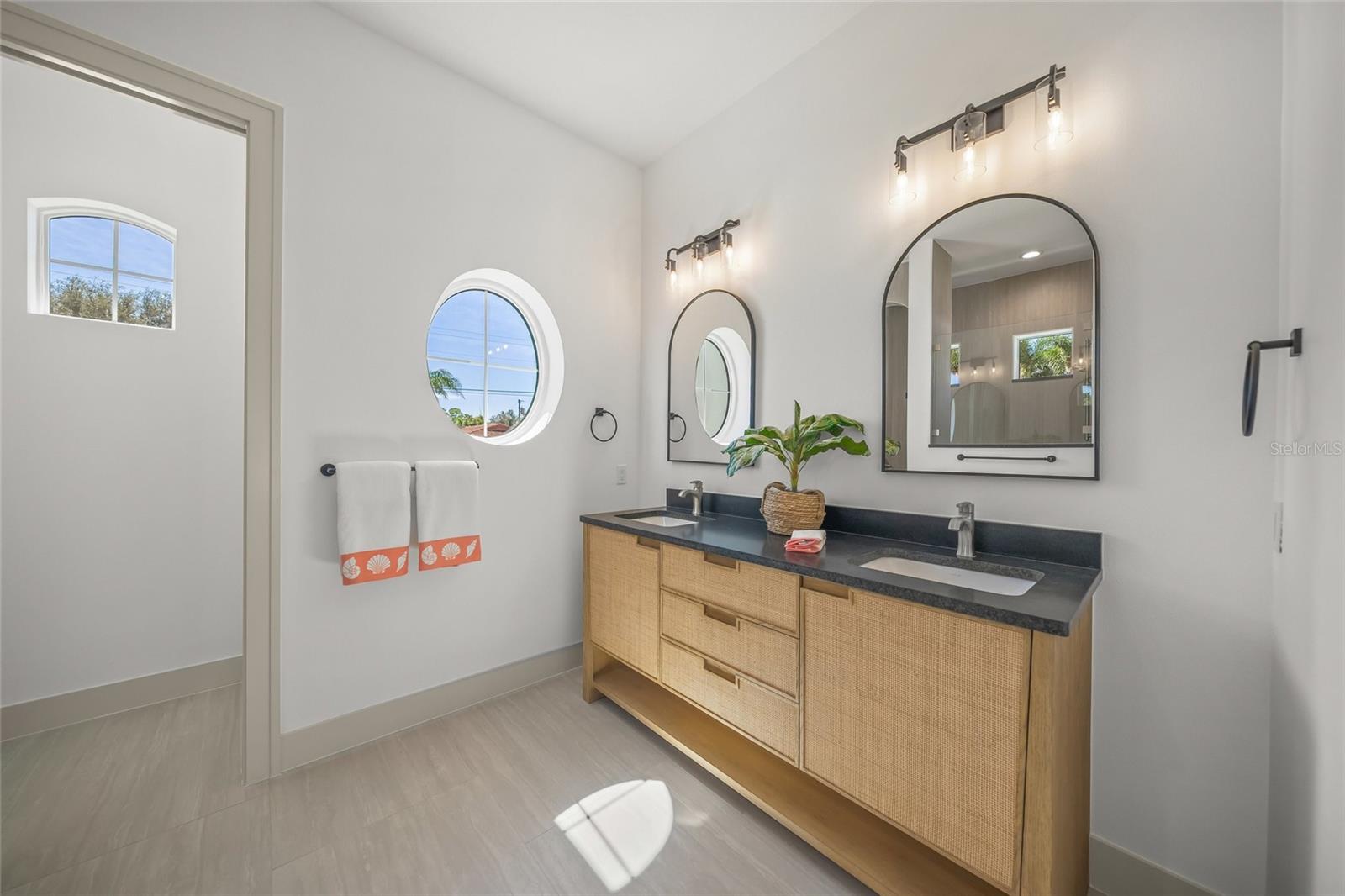 BEACH PARK - Residential