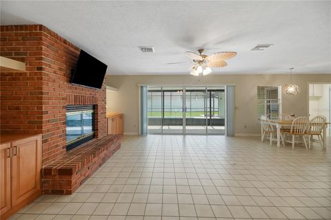 Tiny photo for 317 Woodland Trail, Lady Lake, FL 32159 (MLS # G5112589)