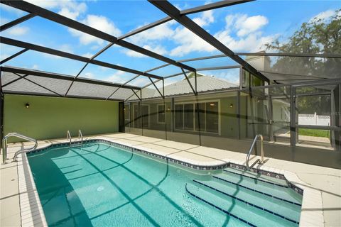Tiny photo for 317 Woodland Trail, Lady Lake, FL 32159 (MLS # G5112589)