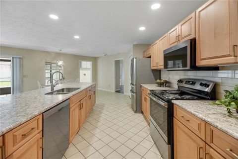 Tiny photo for 317 Woodland Trail, Lady Lake, FL 32159 (MLS # G5112589)