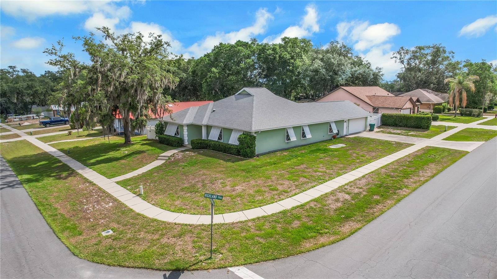 317 WOODLAND TRAIL