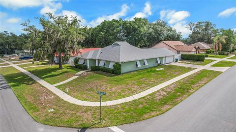Tiny photo for 317 Woodland Trail, Lady Lake, FL 32159 (MLS # G5112589)