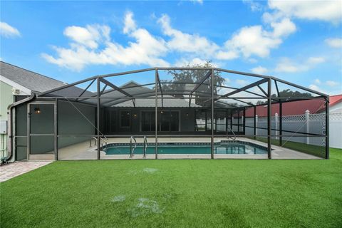 Tiny photo for 317 Woodland Trail, Lady Lake, FL 32159 (MLS # G5112589)