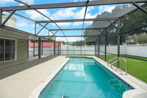 Tiny photo for 317 Woodland Trail, Lady Lake, FL 32159 (MLS # G5112589)