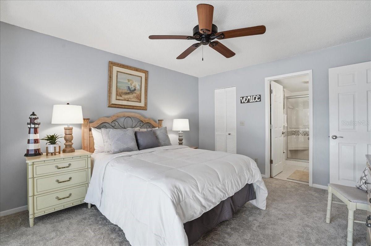 BIRD BAY V - Residential