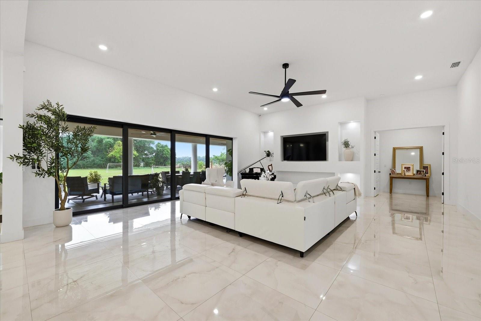 GALLAGHER RANCH - Residential