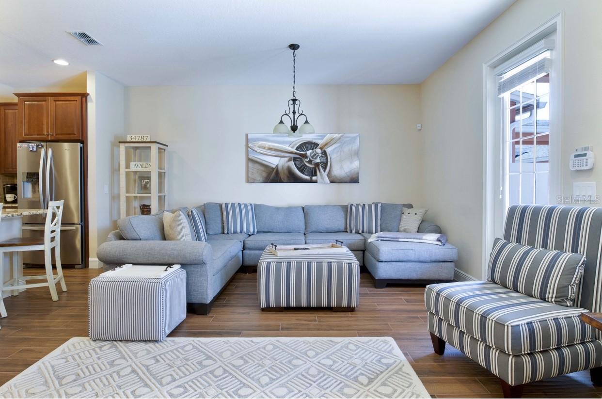 6524 CALAMONDIN DRIVE