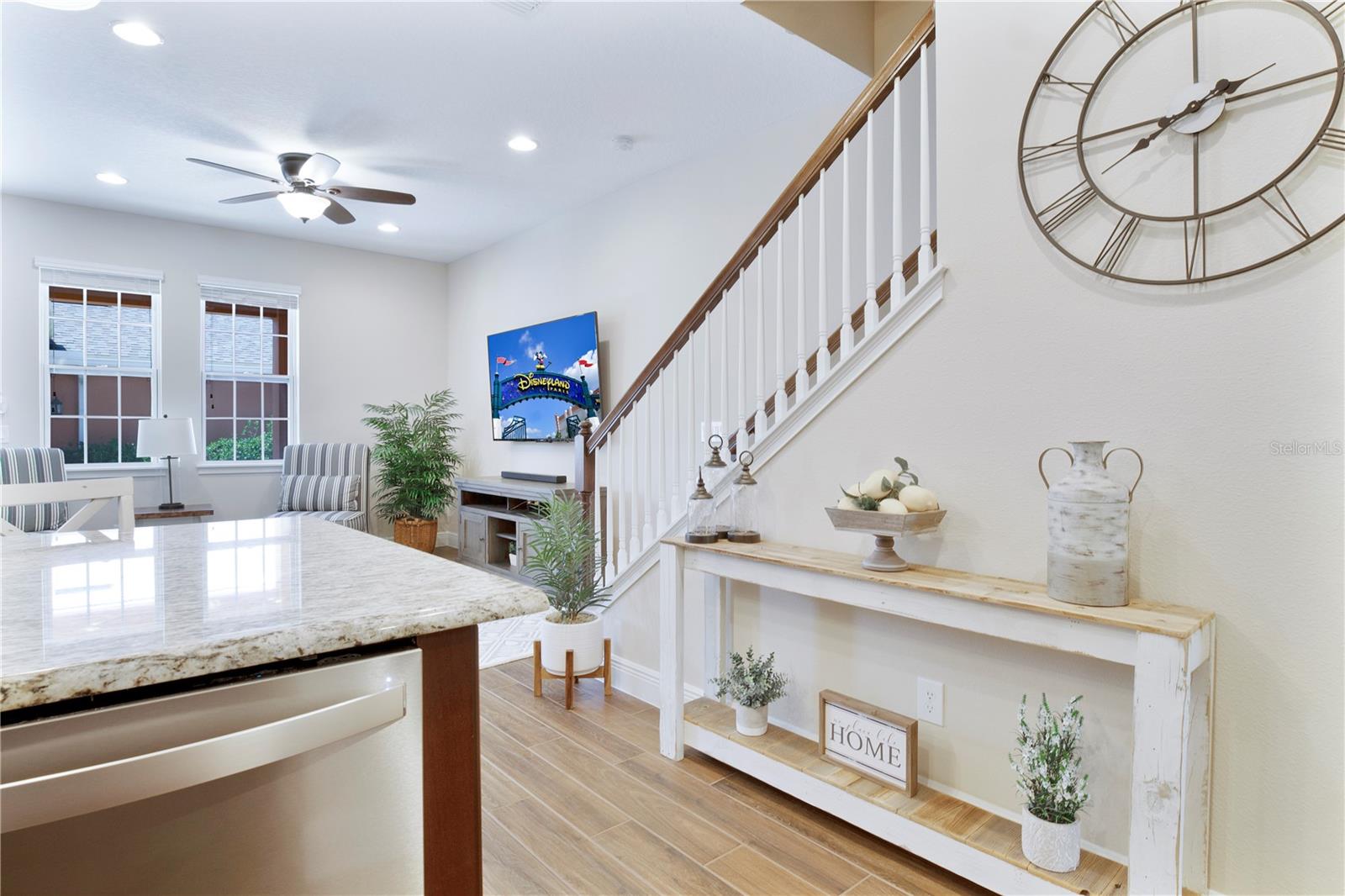 6524 CALAMONDIN DRIVE