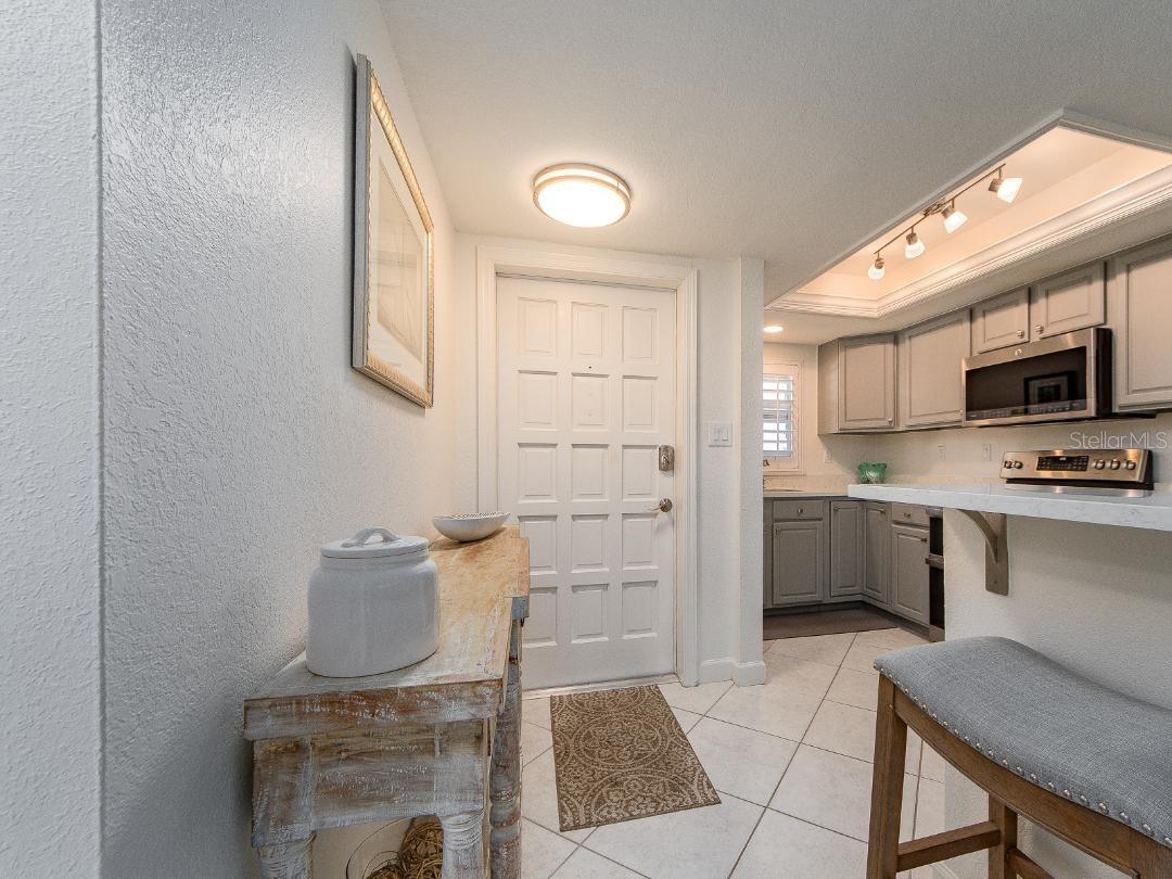205 DOLPHIN POINT 6