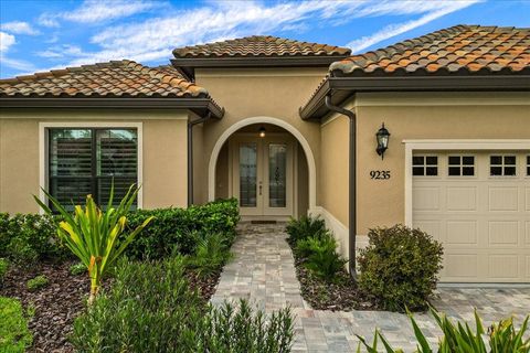 9235 SAN JOSE BOULEVARD HOWEY IN THE HILLS FL 34737