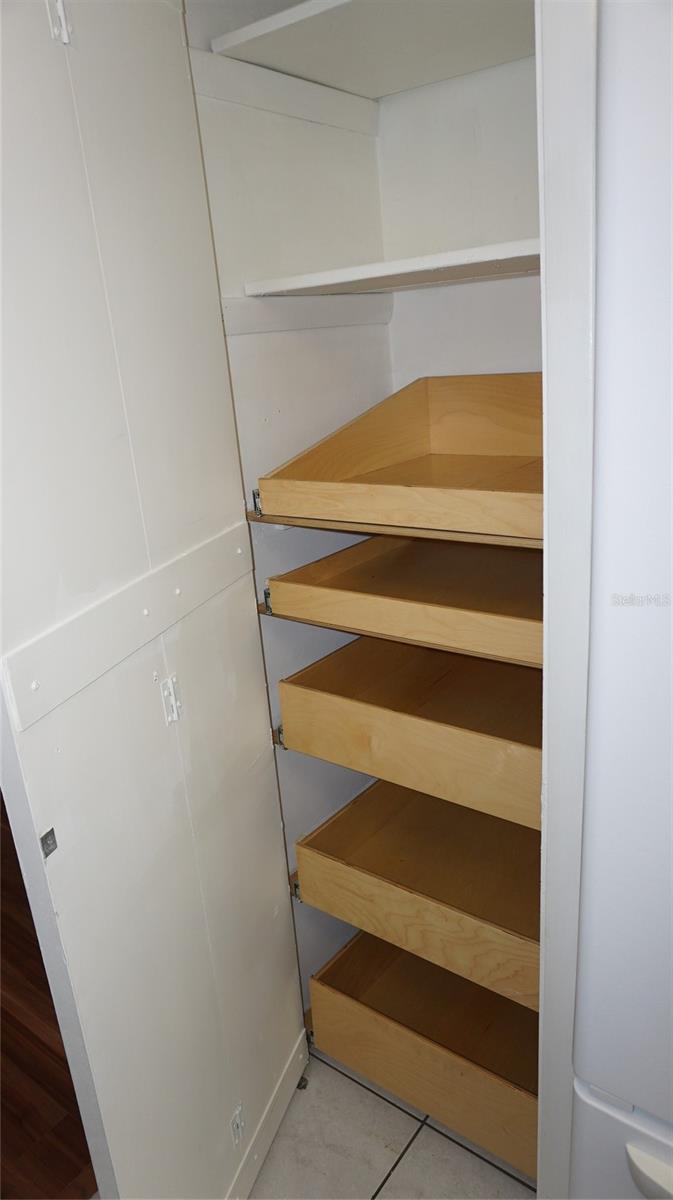 SYLVETTE CONDO - Residential Lease