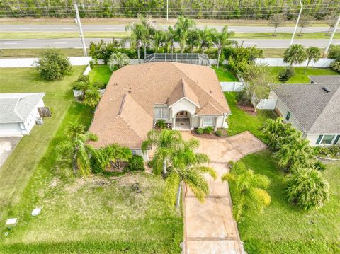 Photo of 18 E Diamond Drive, Palm Coast, FL 32164 (MLS # FC314078)