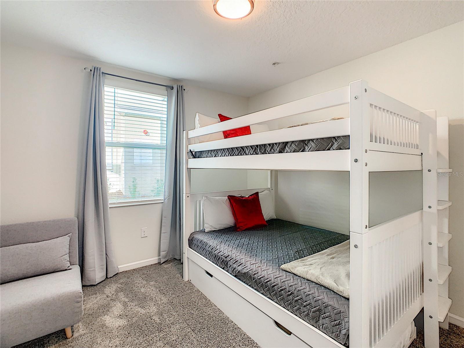 CHAMPIONSGATE CONDO PH 8 - Residential