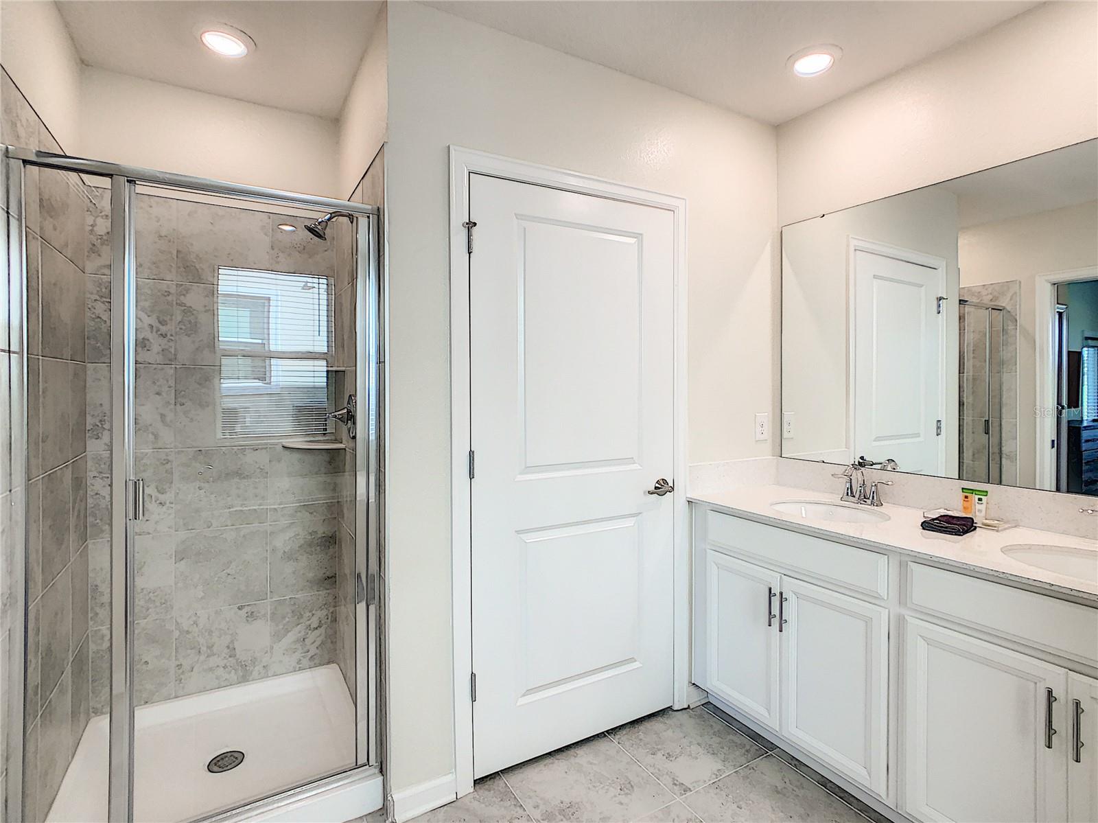 CHAMPIONSGATE CONDO PH 8 - Residential