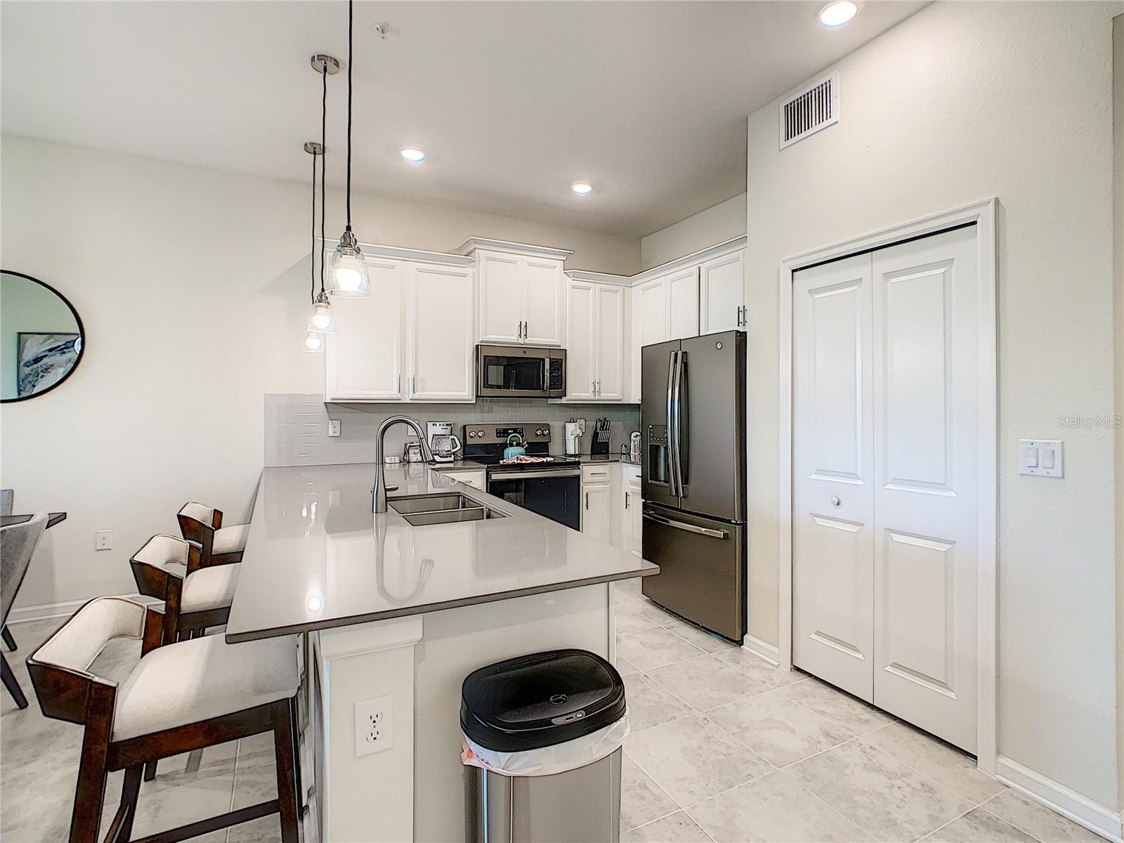 CHAMPIONSGATE CONDO PH 8 - Residential