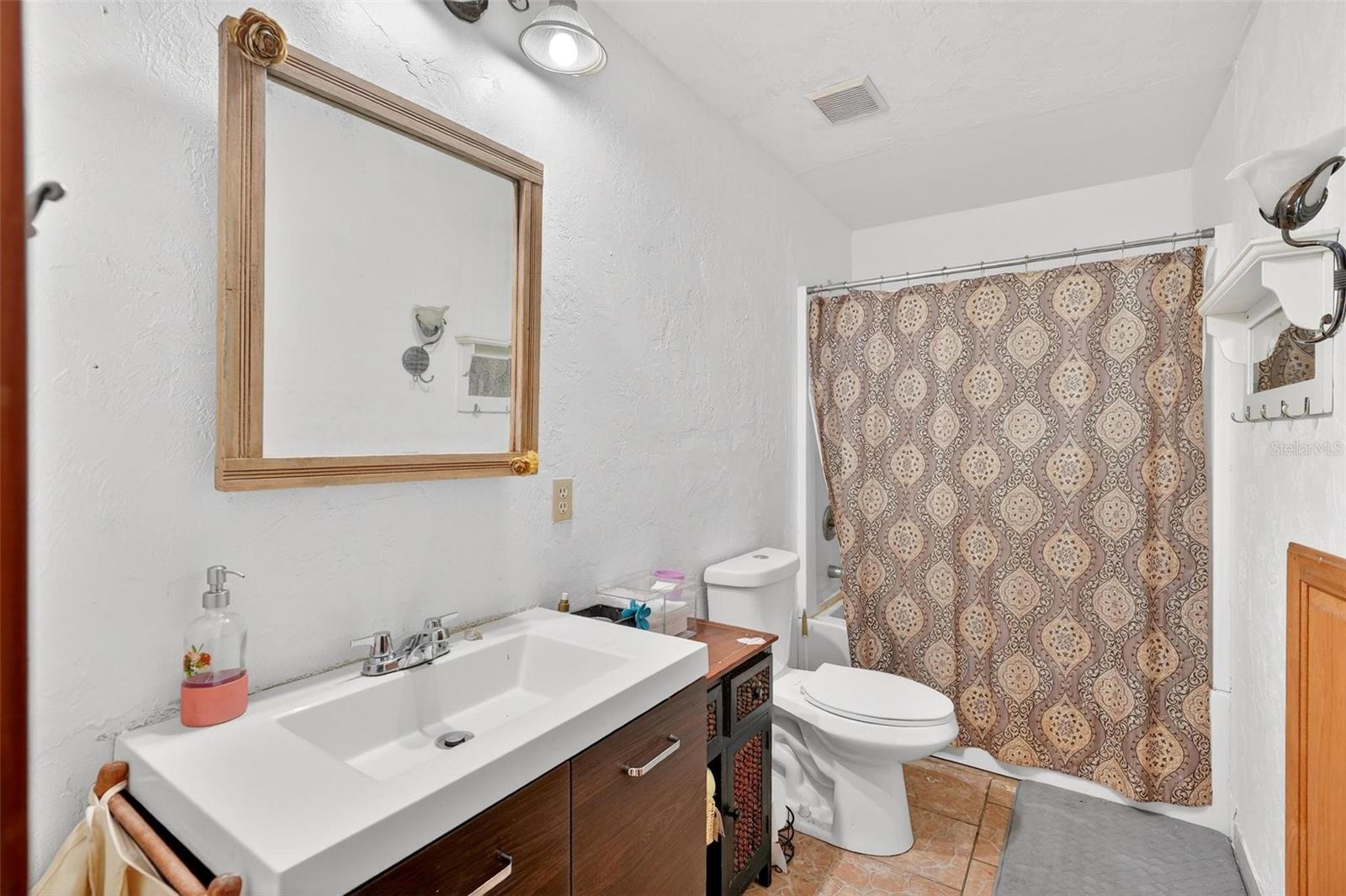 ORLANDIA HEIGHTS UNREC 241 - Residential