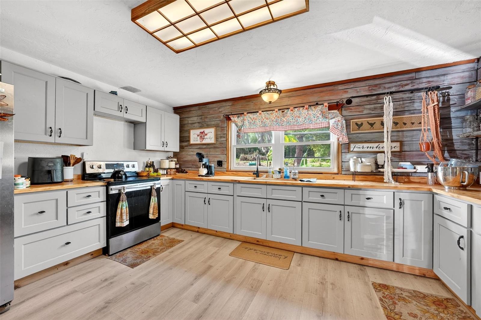 ORLANDIA HEIGHTS UNREC 241 - Residential