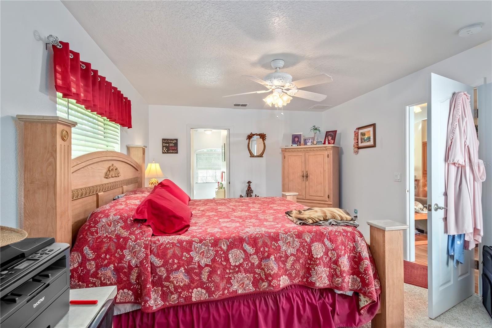 CRYSTAL MANOR - Residential